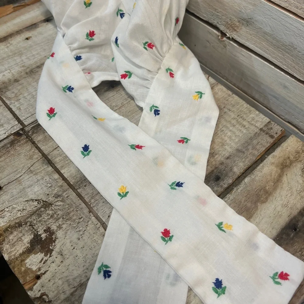 Vintage‎ White cotton Floral Embroidered Bonnet Prairie Pioneer Sun Hat OS